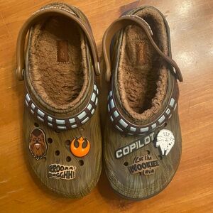 Crocs Star Wars Chewbacca Classic
Lined Clog - Kids' size 4